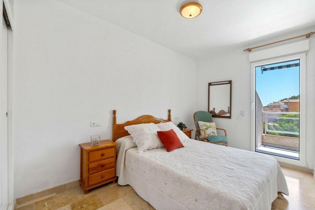 Middle Floor Apartment Orihuela Costa Alicante - image 4