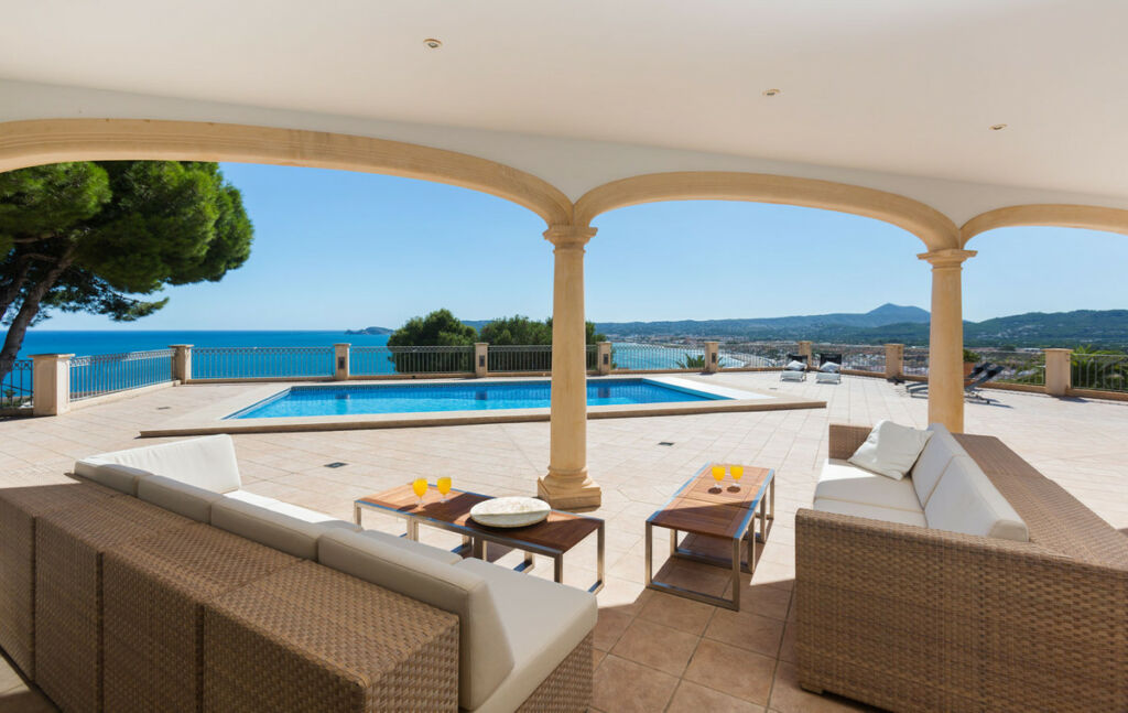 Detached Villa Javea Alicante - image 4