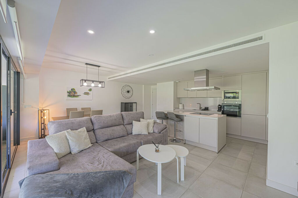 Ground Floor Apartment Selwo Málaga - image 4