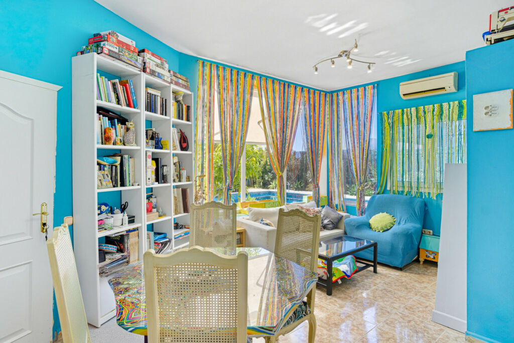 Detached Villa Marbella Málaga - image 4
