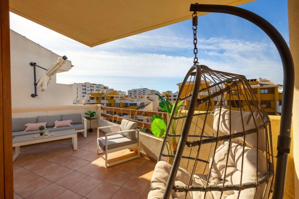 Penthouse Punta Prima Alicante - image 4