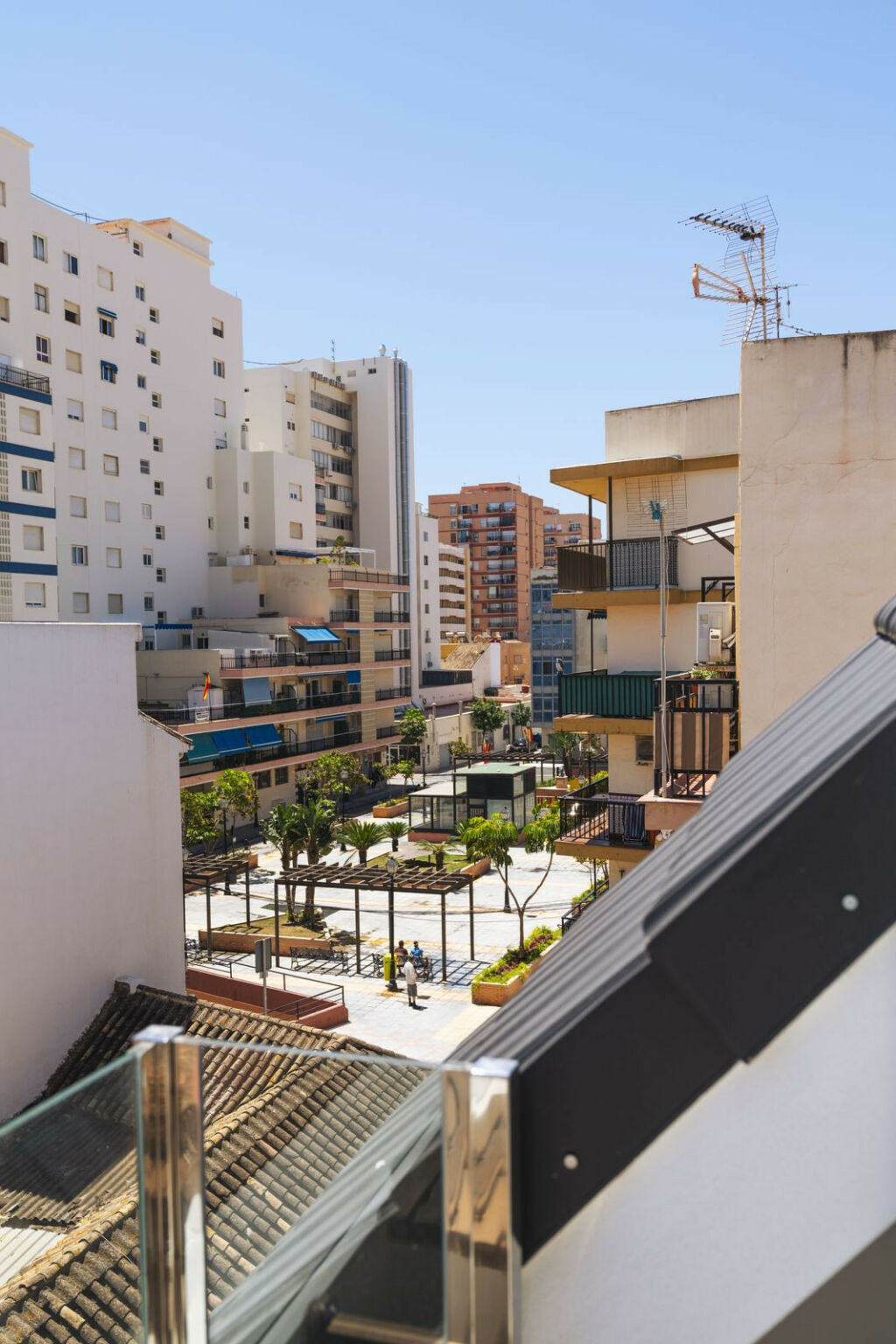 Penthouse Fuengirola Málaga - image 4