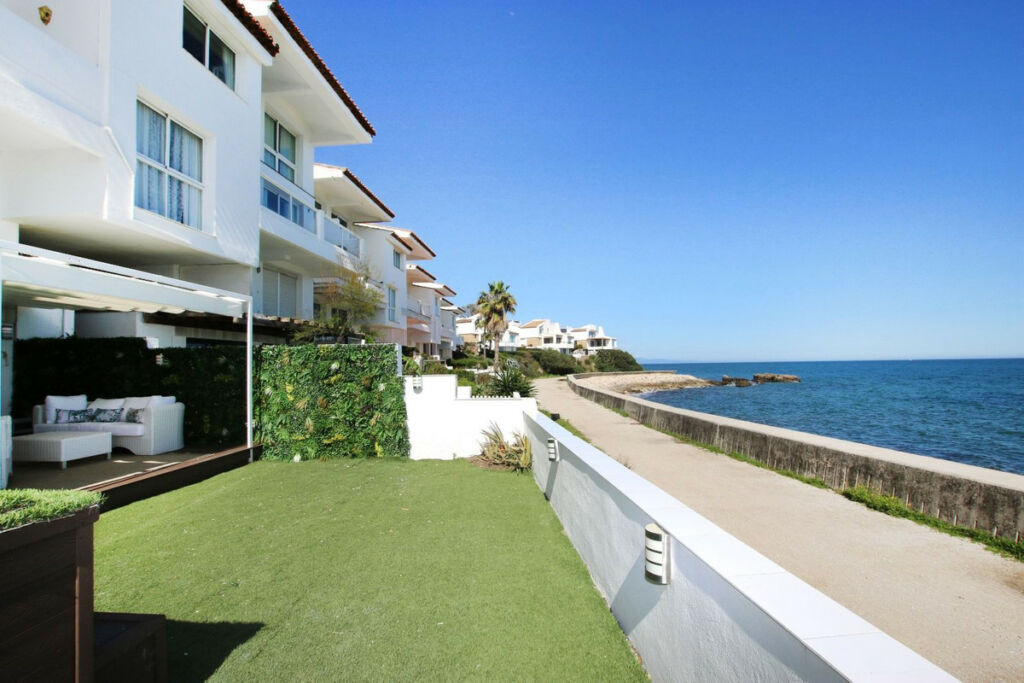 Duplex Estepona Málaga - image 4