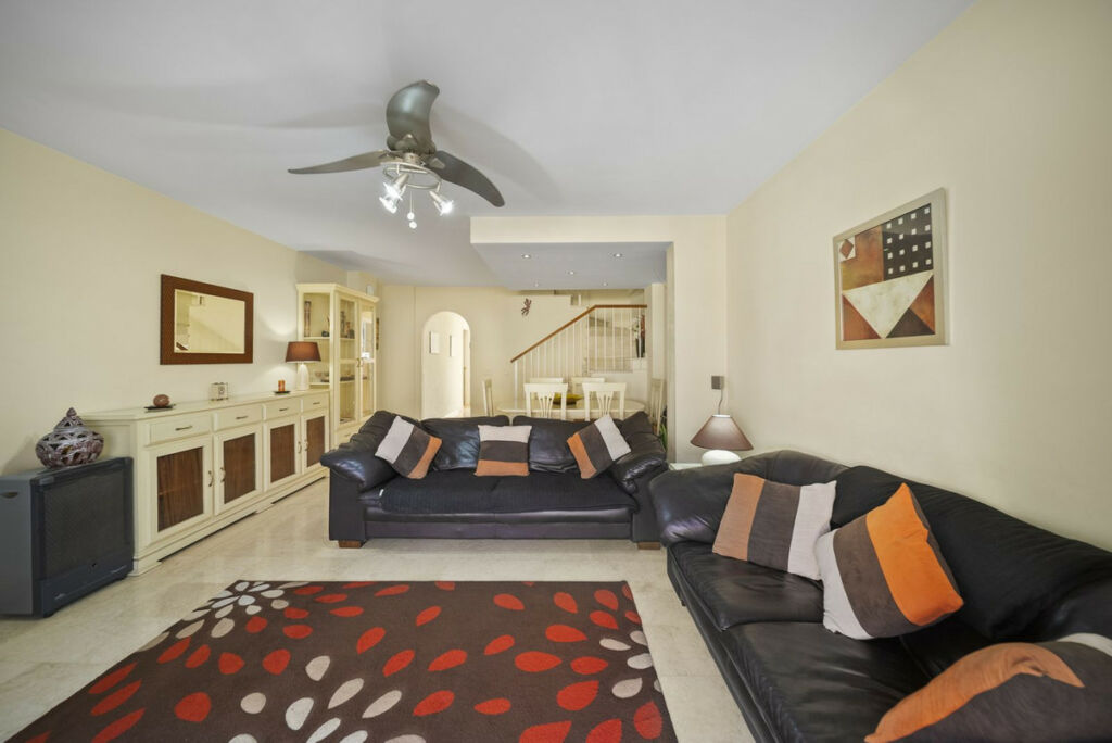 Semi-Detached House Benalmadena Málaga - image 8