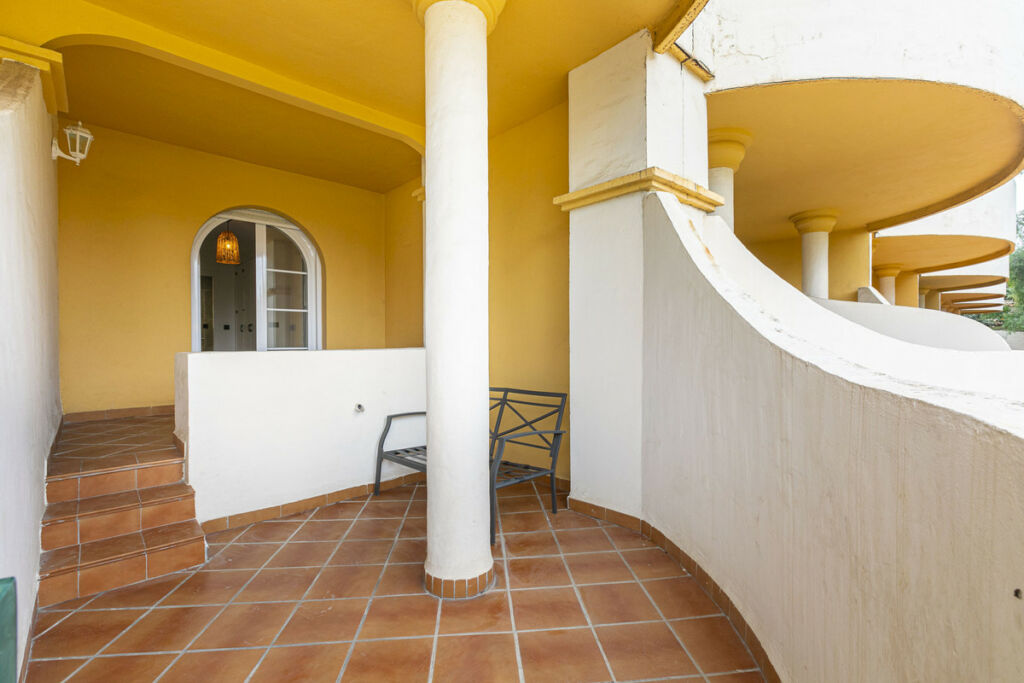 Middle Floor Apartment Nueva Andalucía Málaga - image 40