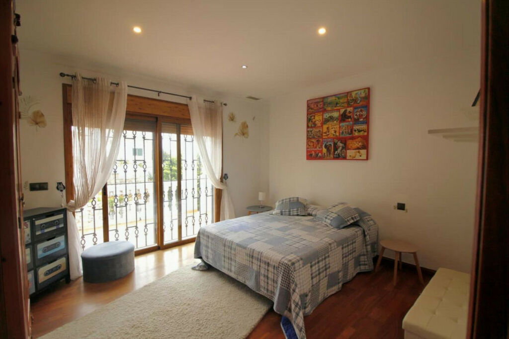 Detached Villa Benalmadena Málaga - image 39