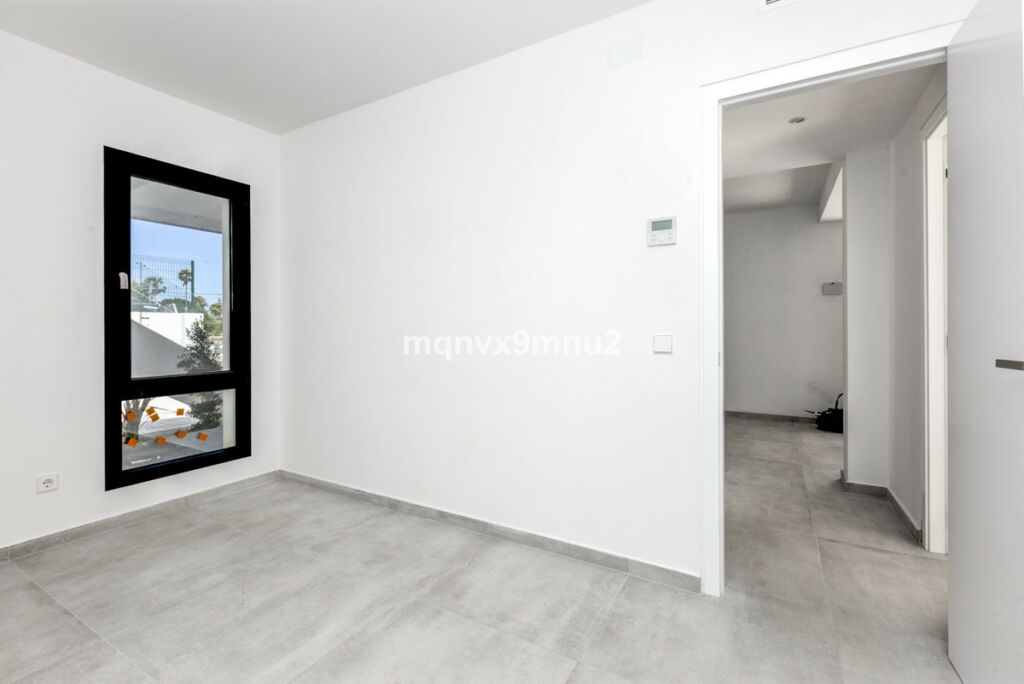 Detached Villa El Chaparral Málaga - image 40