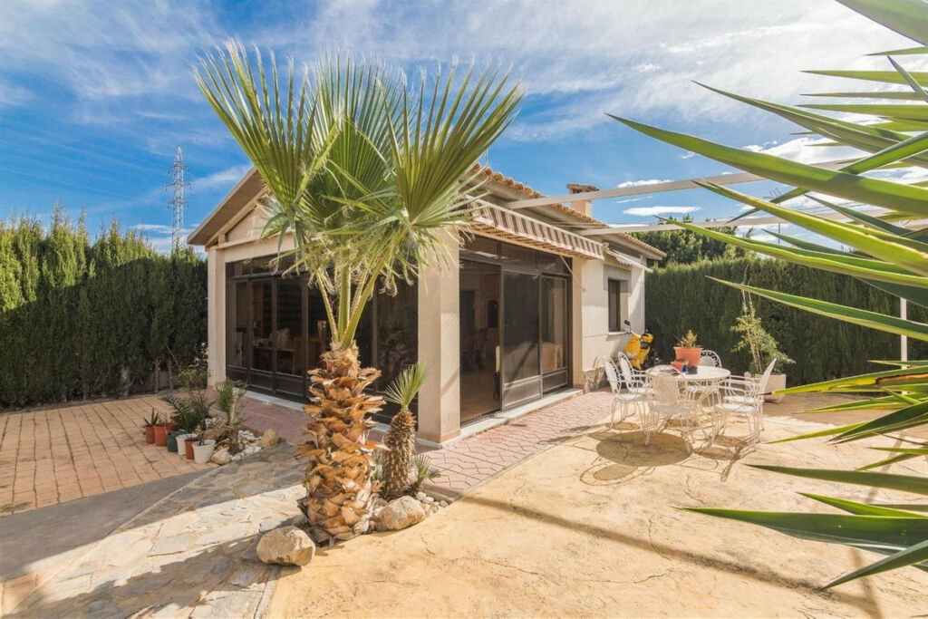 Detached Villa Elche Alicante - image 40