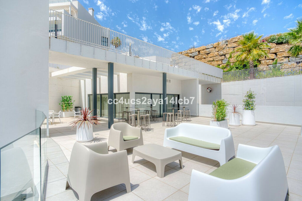 Middle Floor Apartment Calanova Golf Málaga - image 40