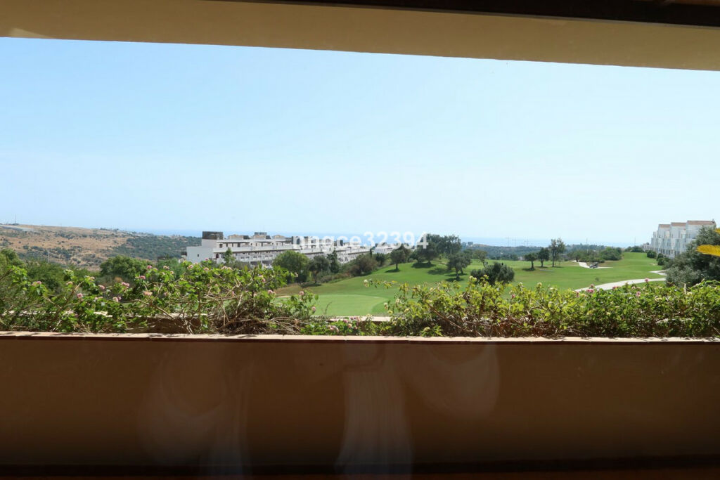 Middle Floor Apartment Estepona Málaga - image 40