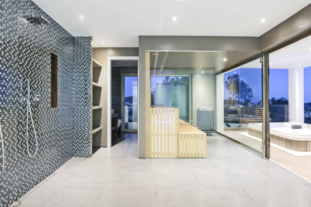 Detached Villa Moraira Alicante - image 40
