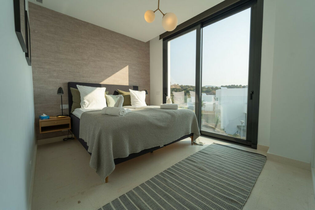 Semi-Detached House Cabopino Málaga - image 40