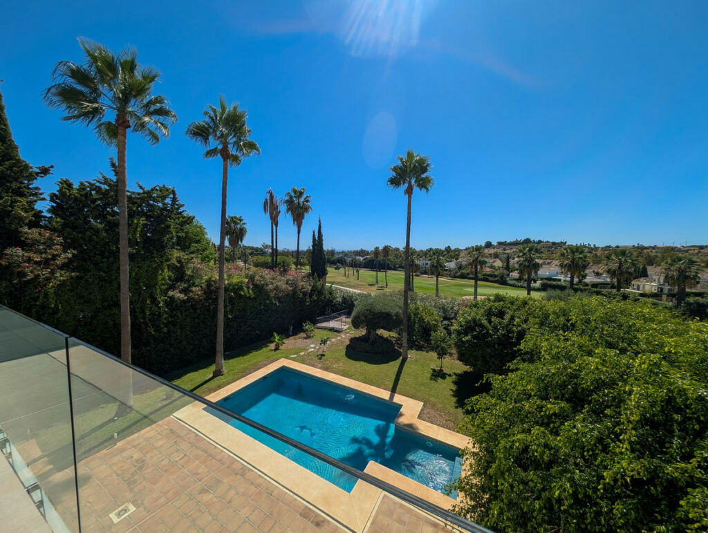 Detached Villa Nueva Andalucía Málaga - zdjęcie 41
