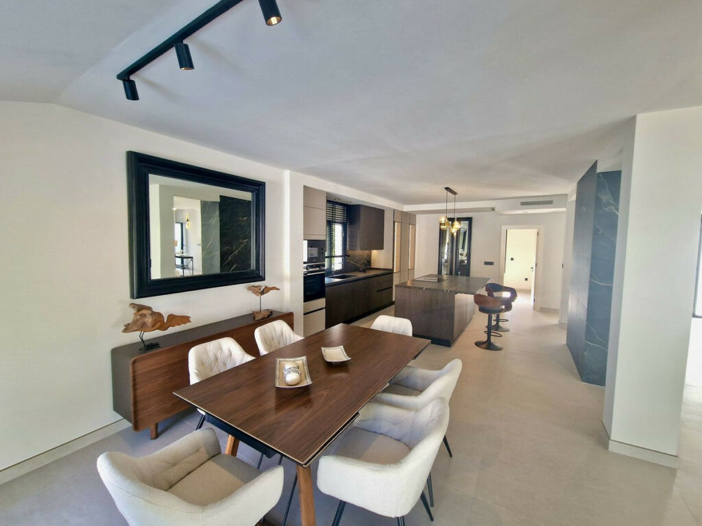 Detached Villa Marbella Málaga - image 41