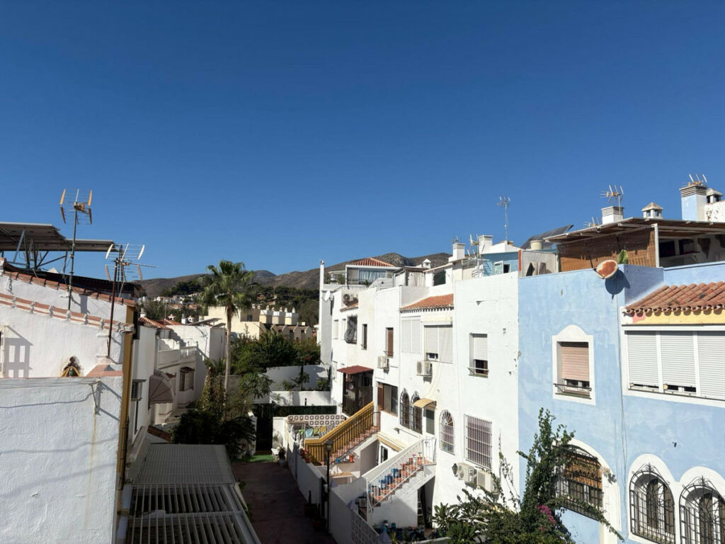 Semi-Detached House La Colina Málaga - image 41