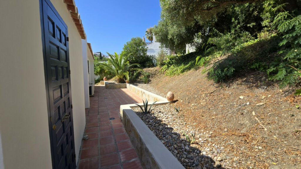Detached Villa Cerros del Aguila Málaga - image 41