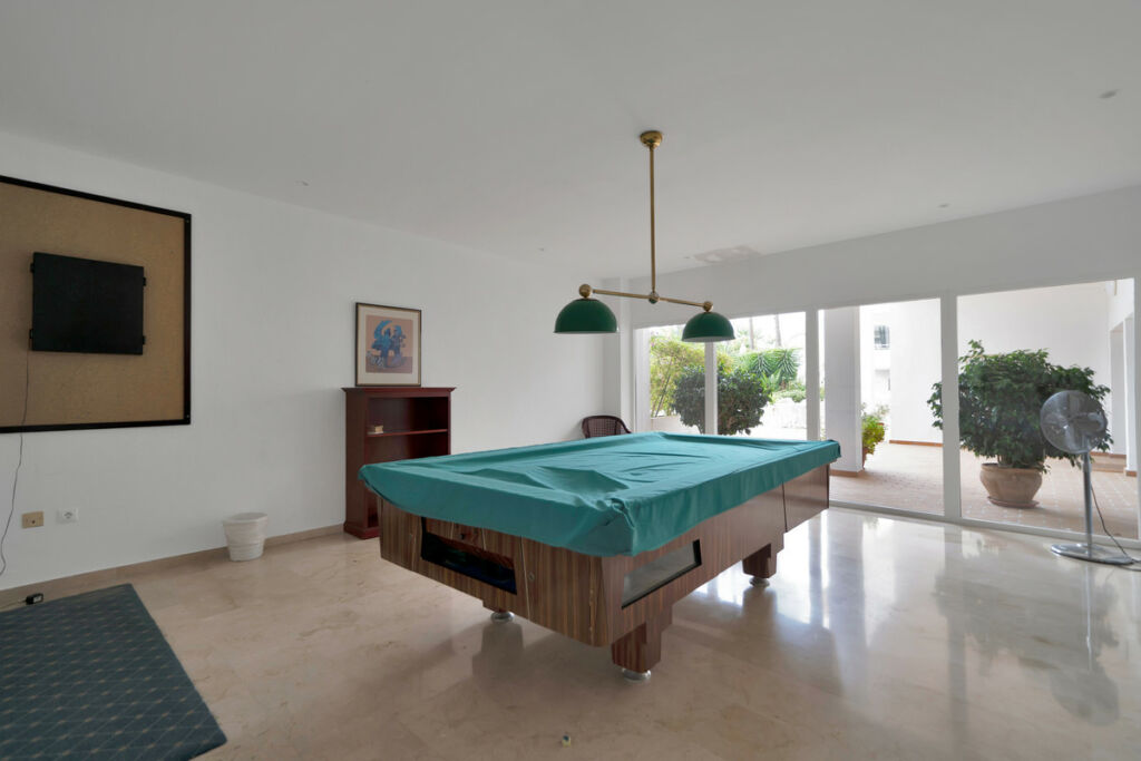 Middle Floor Apartment Estepona Málaga - image 41