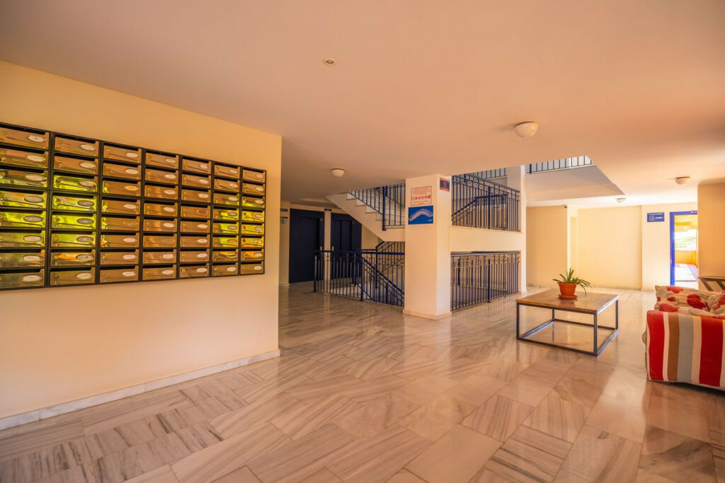 Penthouse La Duquesa Málaga - image 42