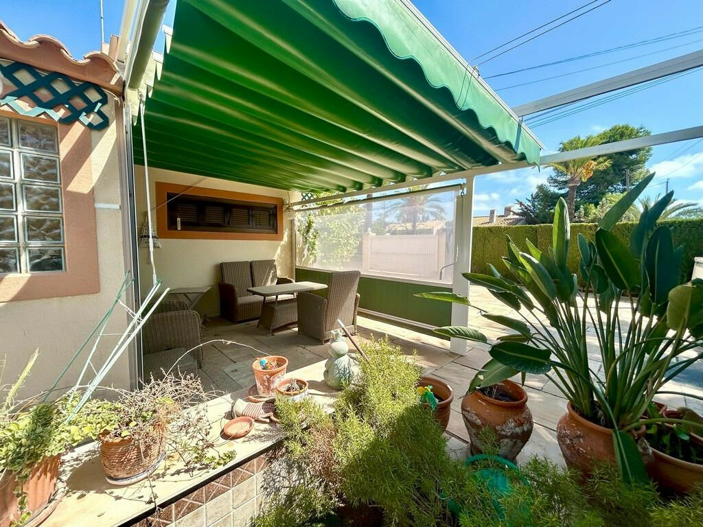 Detached Villa Cabo Roig Alicante - image 42