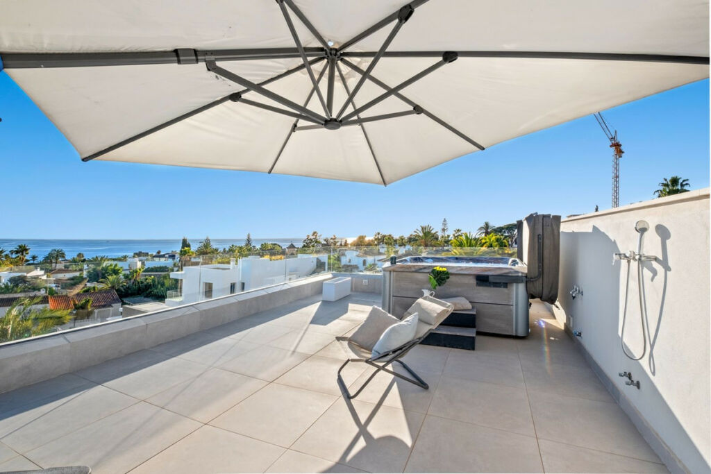 Detached Villa Marbesa Málaga - image 42