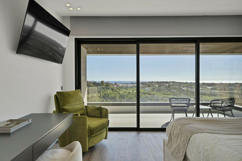 Detached Villa Benahavís Málaga - image 42
