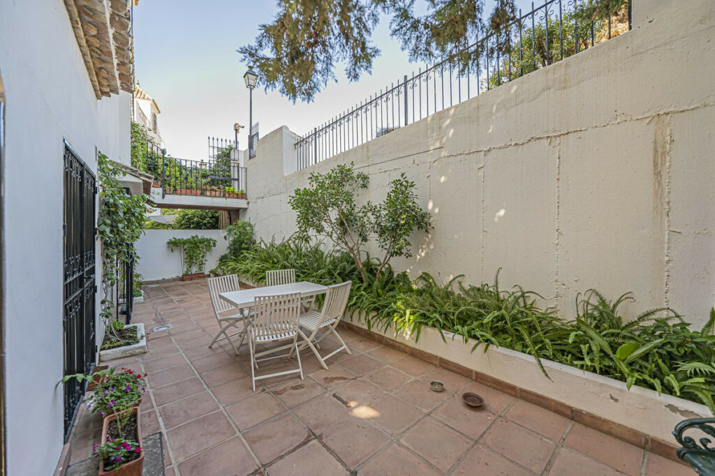 Townhouse Nueva Andalucía Málaga - image 42