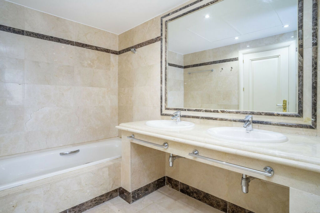 Penthouse Duplex Marbella Málaga - image 42