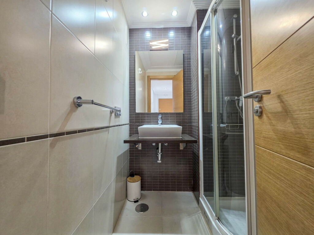 Middle Floor Apartment La Duquesa Málaga - image 42