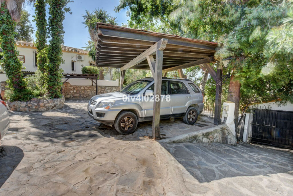 Detached Villa Benalmadena Pueblo Málaga - image 43