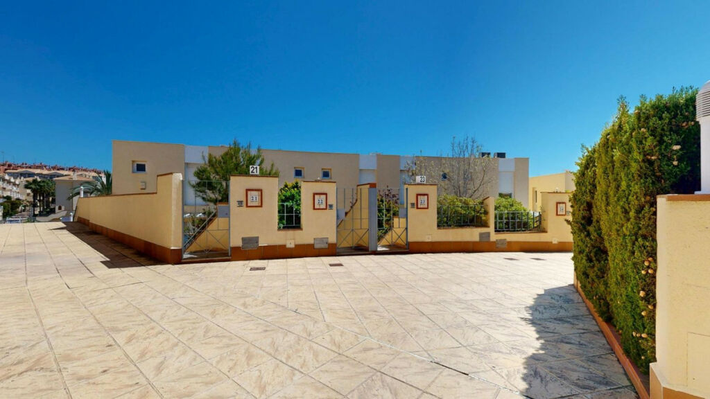 Ground Floor Apartment Campoamor Alicante - image 43