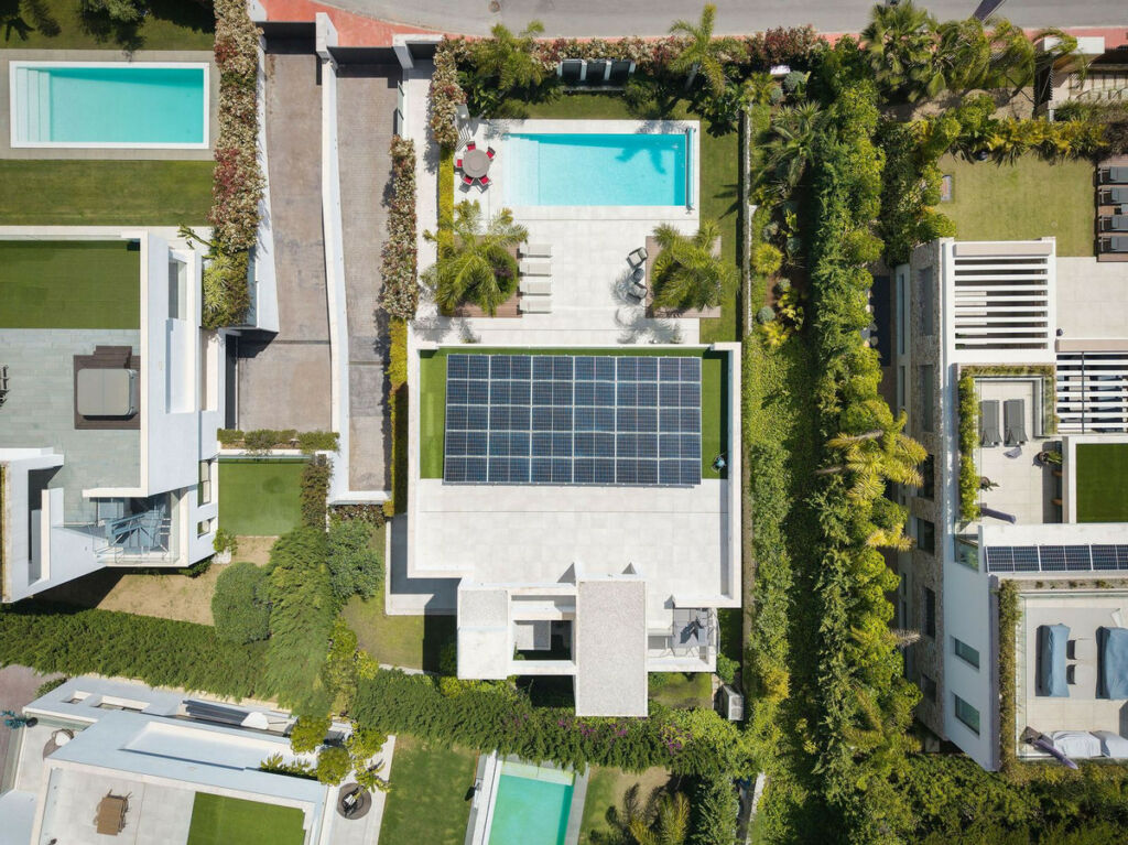 Detached Villa Nueva Andalucía Málaga - image 43