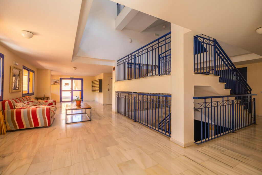 Penthouse La Duquesa Málaga - image 43