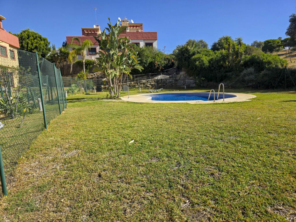 Townhouse La Duquesa Málaga - image 44