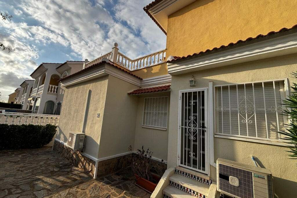 Semi-Detached House Dona Pepa Alicante - image 44