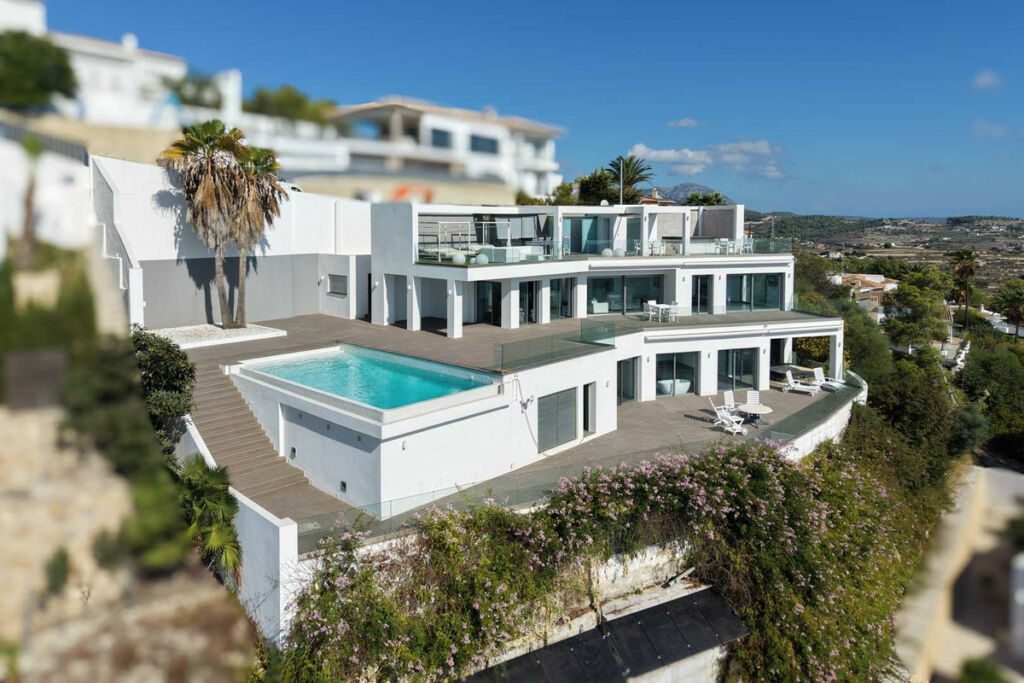 Detached Villa Moraira Alicante - image 44