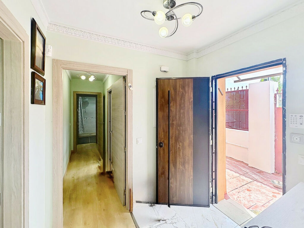 Detached Villa Estepona Málaga - image 44