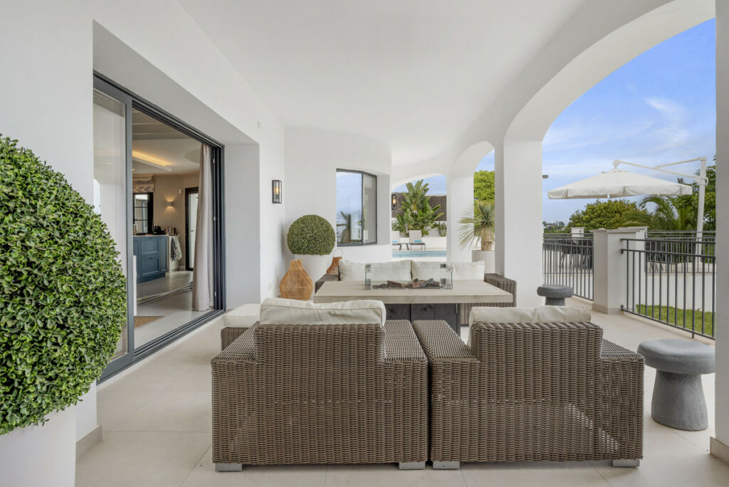 Detached Villa Benahavís Málaga - image 45