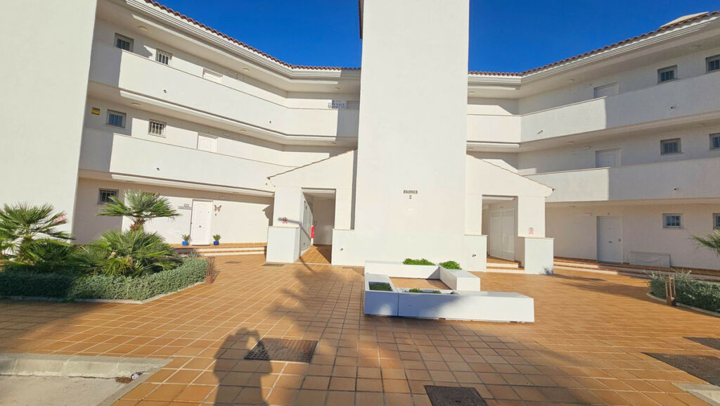 Ground Floor Apartment La Duquesa Málaga - image 45