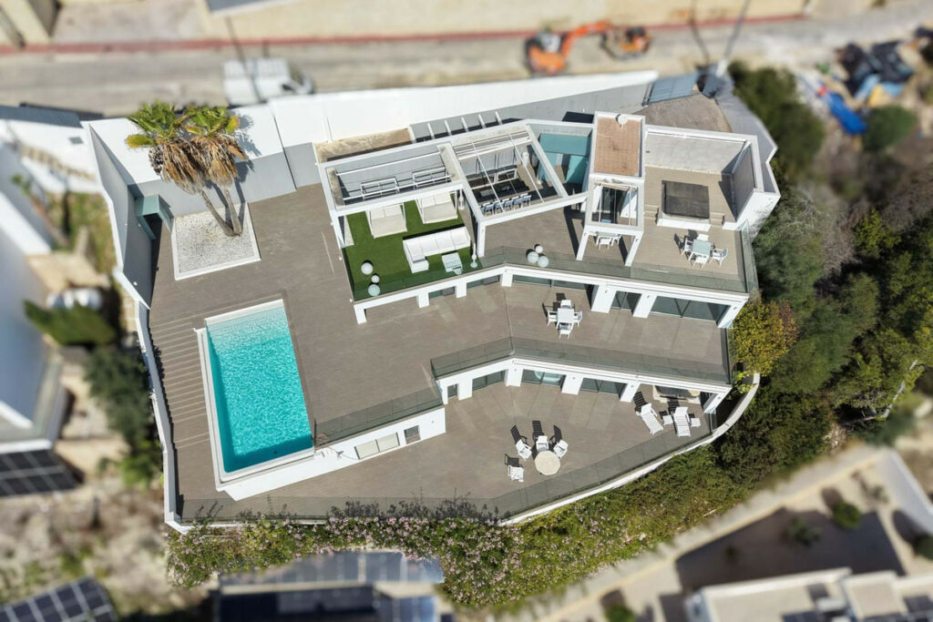 Detached Villa Moraira Alicante - image 45