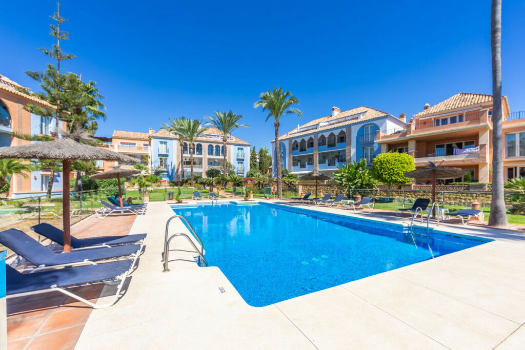 Middle Floor Apartment Casares Playa Málaga - image 45