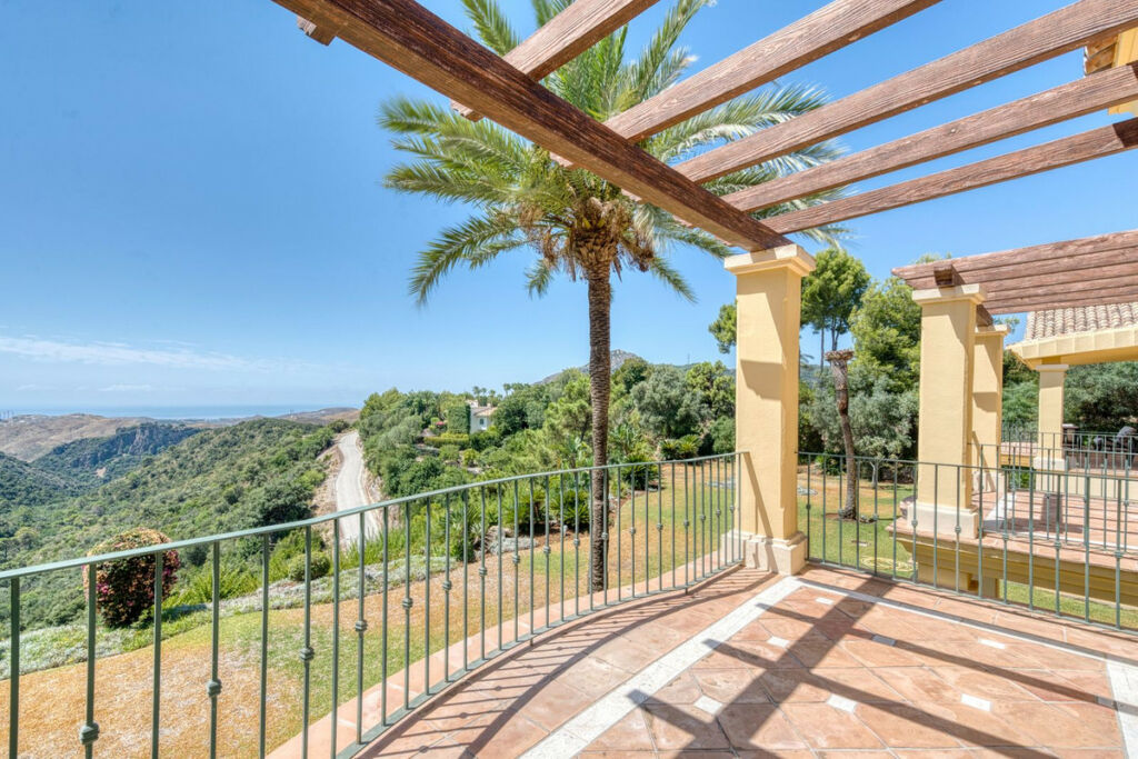 Detached Villa La Zagaleta Málaga - image 45