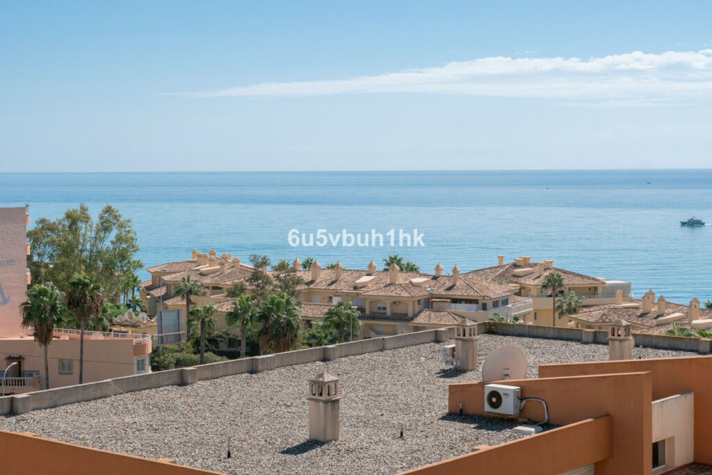 Townhouse Torrequebrada Málaga - image 35