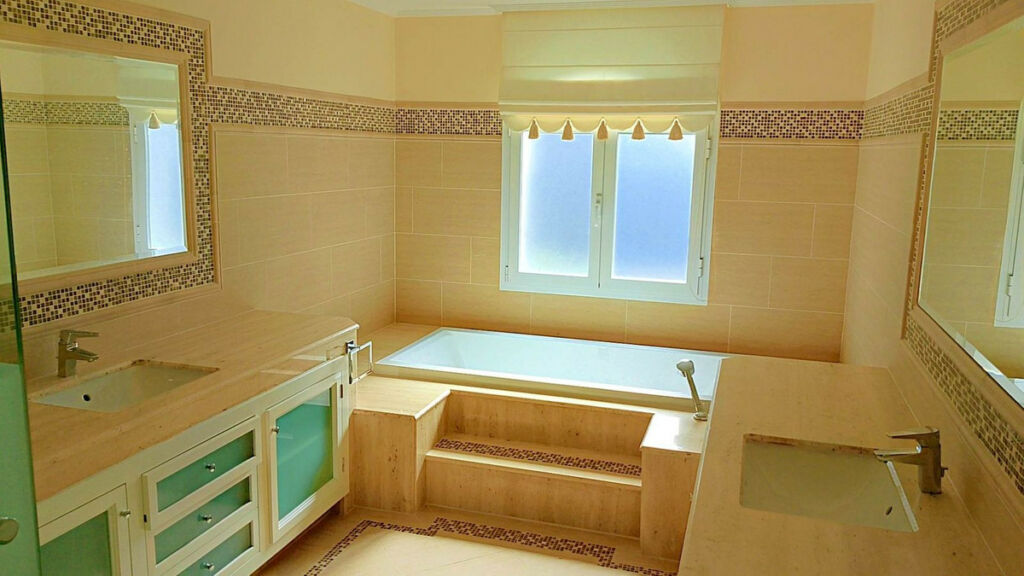 Detached Villa El Paraiso Málaga - image 46