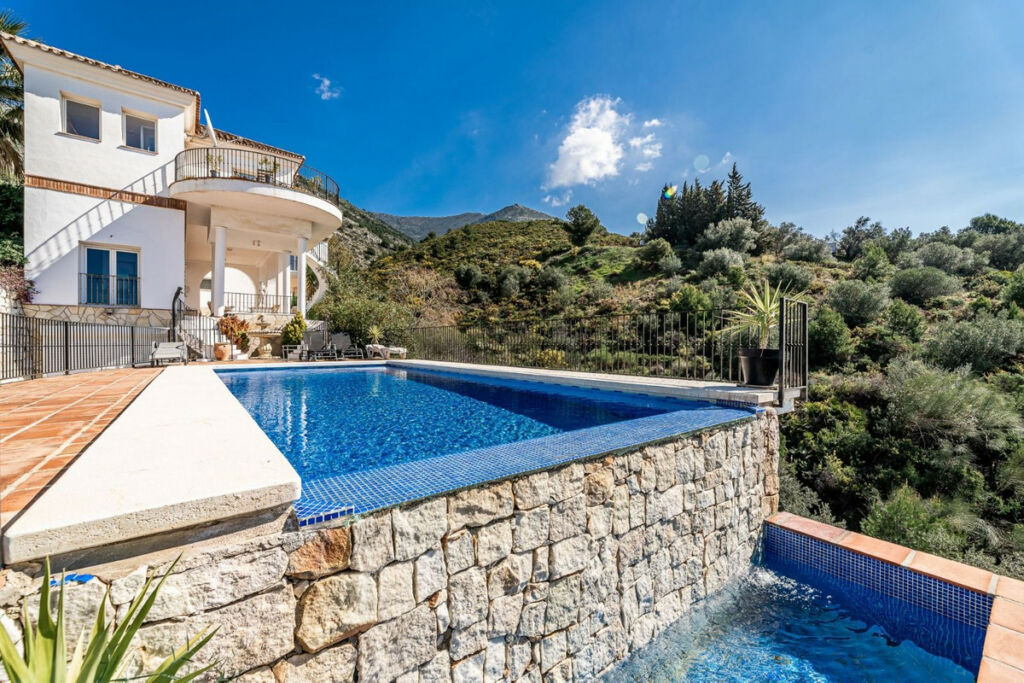 Detached Villa Valtocado Málaga - image 46