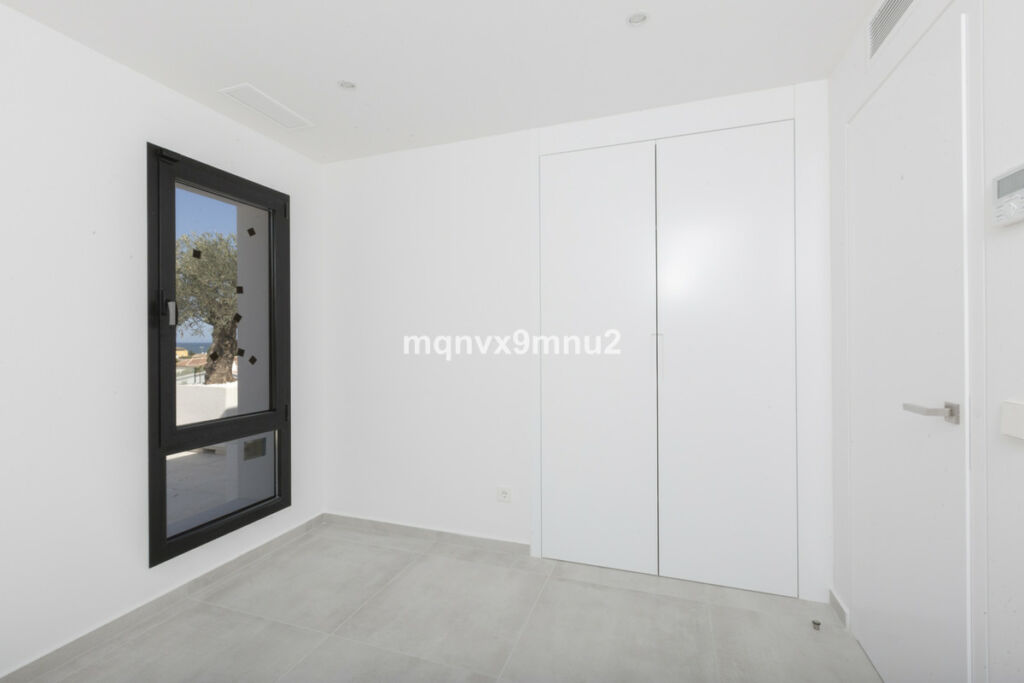Detached Villa El Chaparral Málaga - image 46