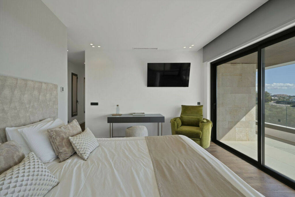 Detached Villa Benahavís Málaga - image 47