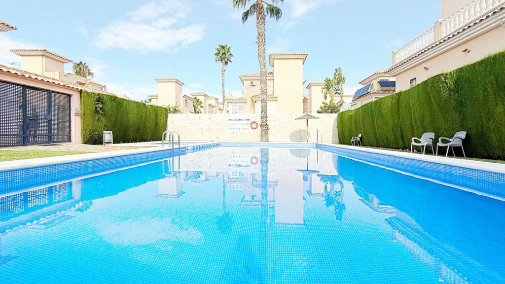 Detached Villa Los Altos Alicante - image 47