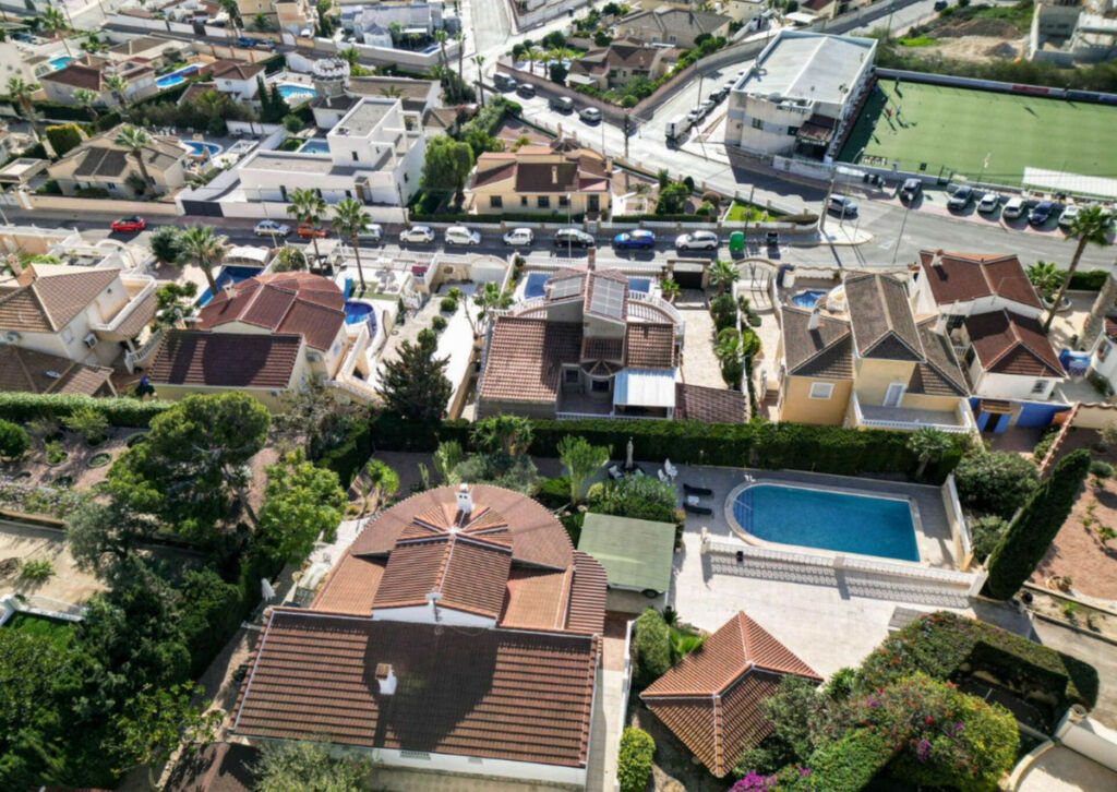 Detached Villa Ciudad Quesada Alicante - image 47