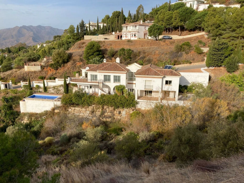 Detached Villa Valtocado Málaga - image 47