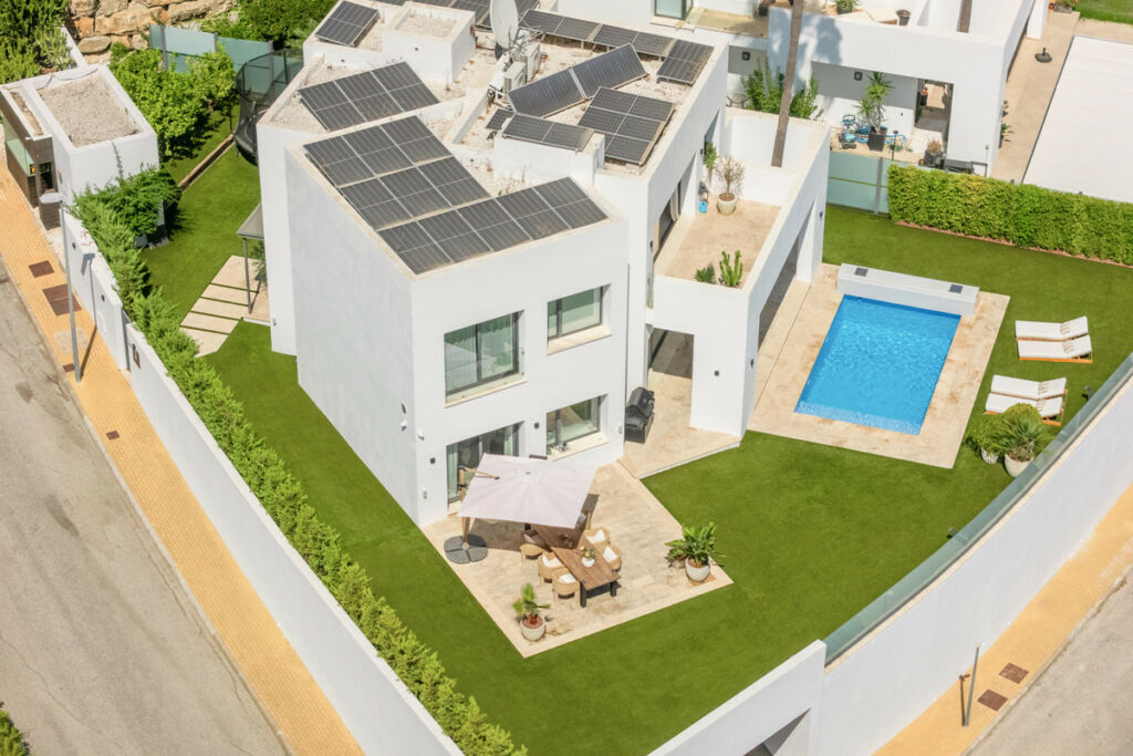 Detached Villa Benahavís Málaga - image 49